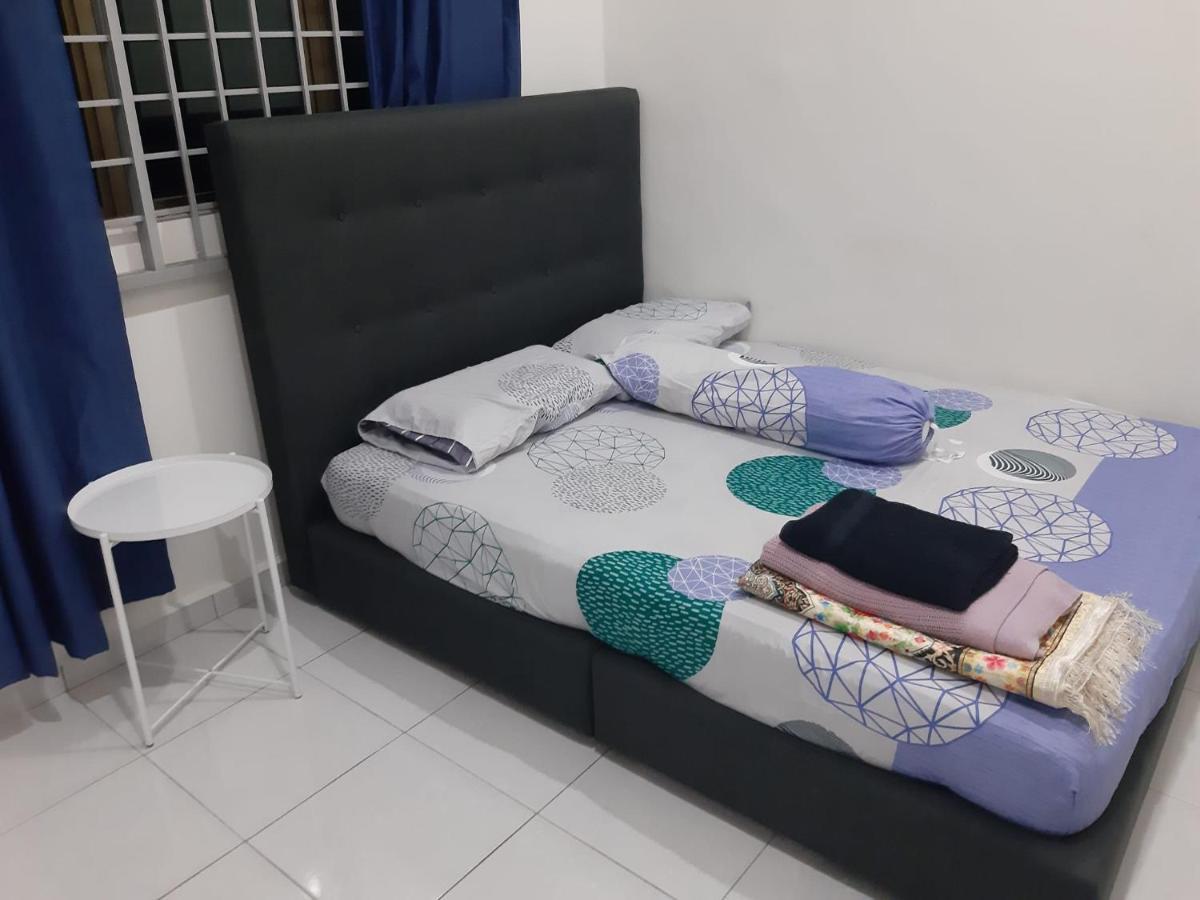 Rumah Armand Melaka 4Br Fully Aircond Exterior foto